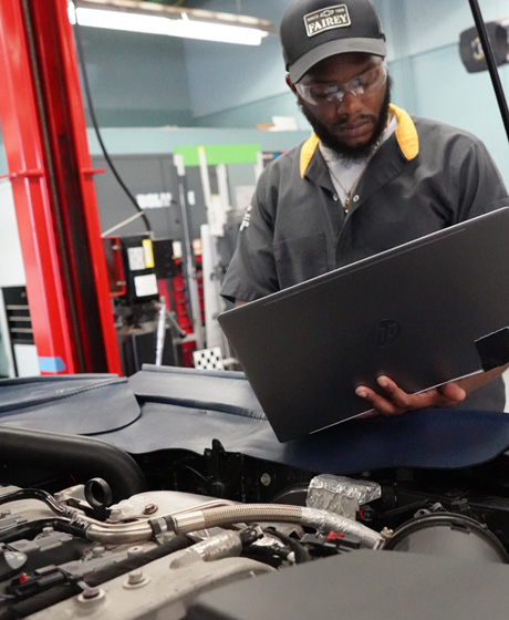 auto student in lab